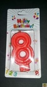 червена свещичка цифра нощна Фиеста Кашонът